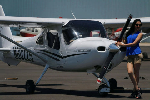 Standard Private Pilot Program at Van Nuys Airport Join Our Private Pilot Program at Van Nuys Airport