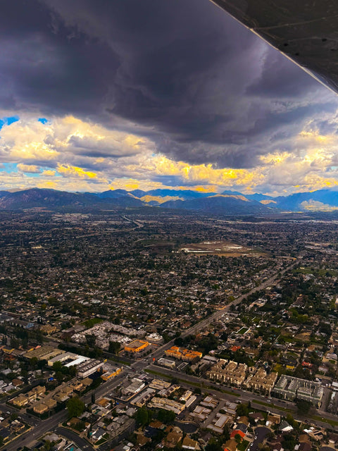 Luxury Discovery Flight For Two - Essence Flight Academy