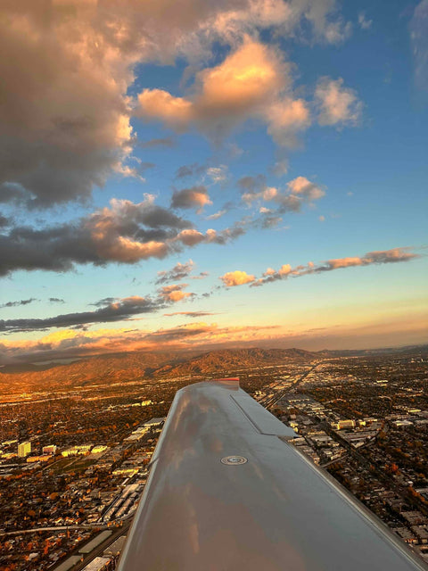 Discovery Flight over Los Angeles Hand On