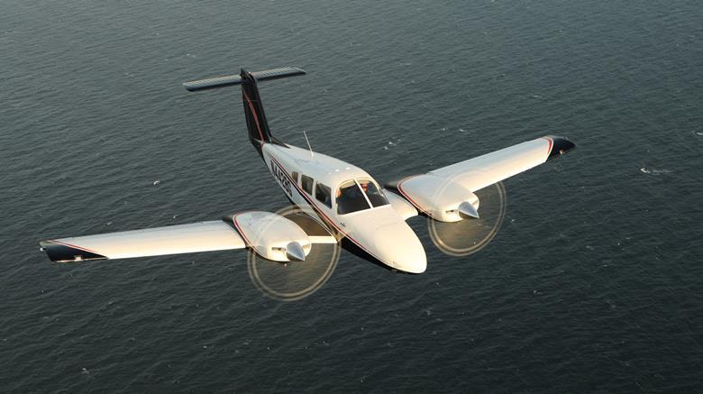 Piper Seminole Multi Engine - Flight School Los Angeles