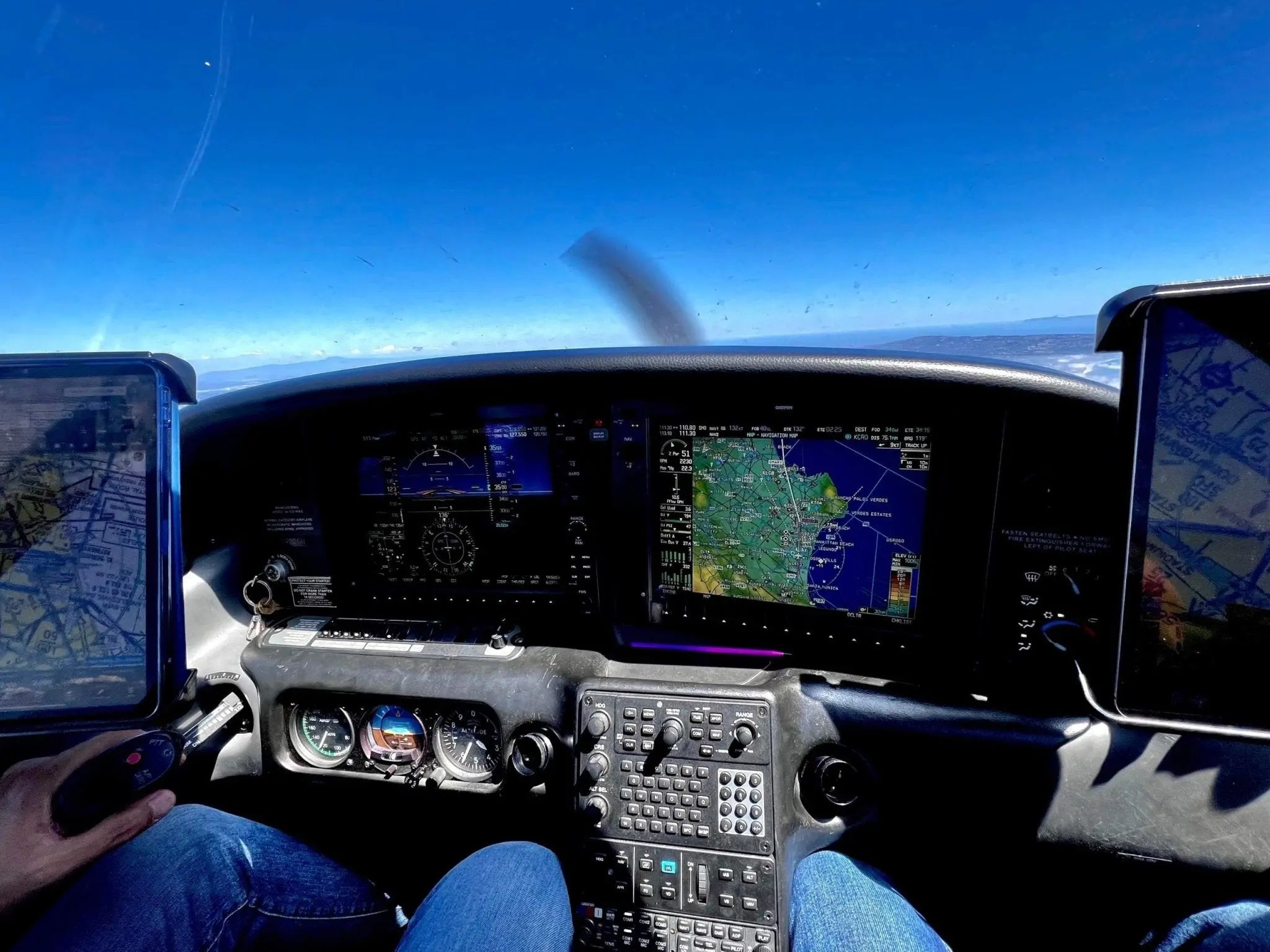 Luxury Discovery Flight For Two Gift Card - Essence Flight Academy